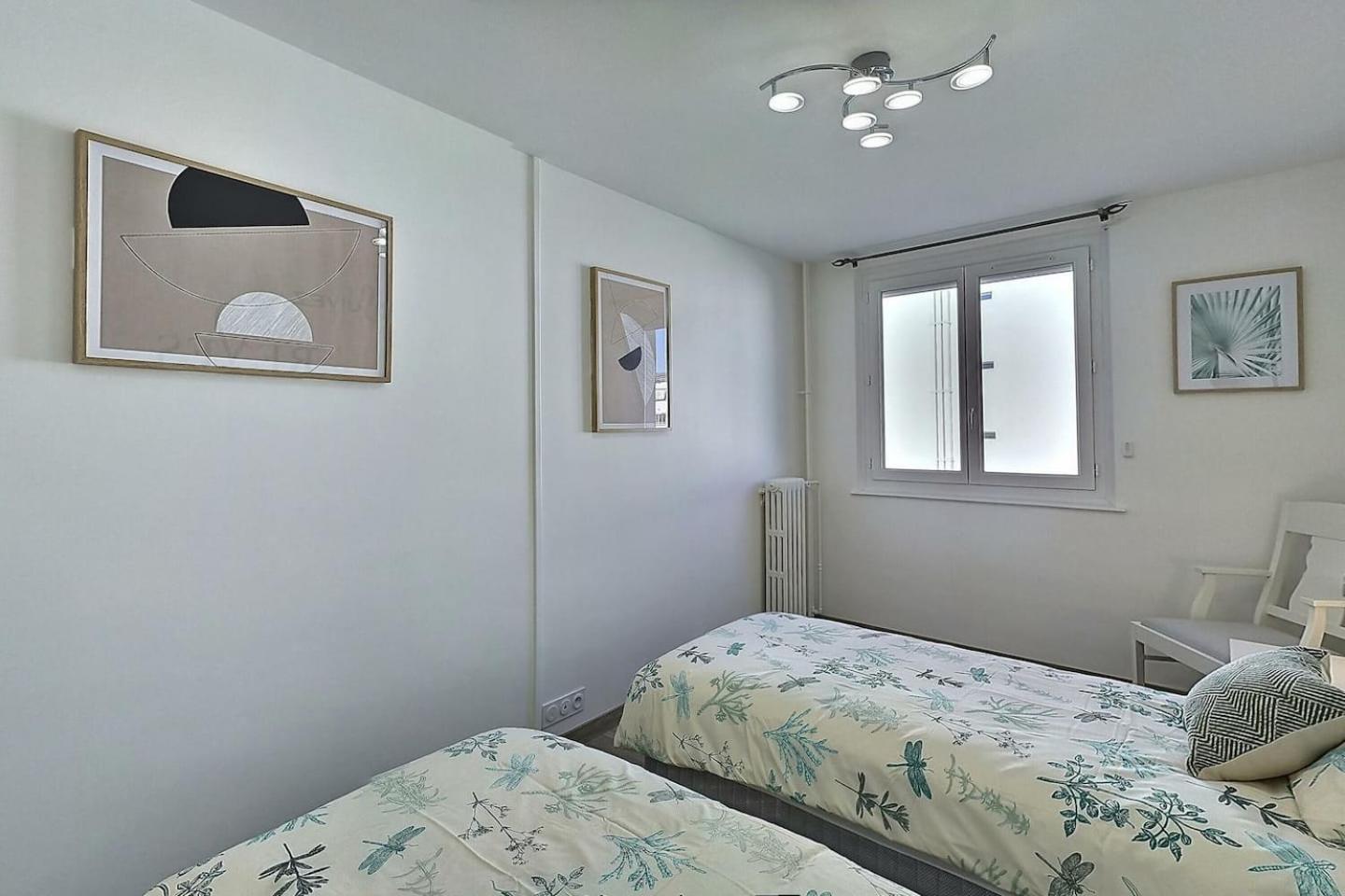 Le Voltaire - Balcon - 2 Chb - 3 Lits - 2 Min Gare Et Cente-Ville - Mon Groom ทรัวส์ ภายนอก รูปภาพ
